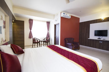 Oyo 437 Hotel Vastav Comforts Inn Bangalore Esterno foto